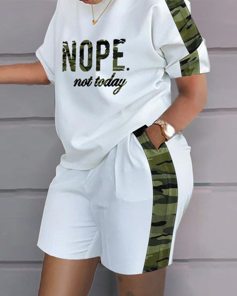 Summer Casual 2 Piece Set Women Letter Printed 2 Piece Outfit O Necke Short Sleeve T Shirt Top Shorts Suit with Pocket Women